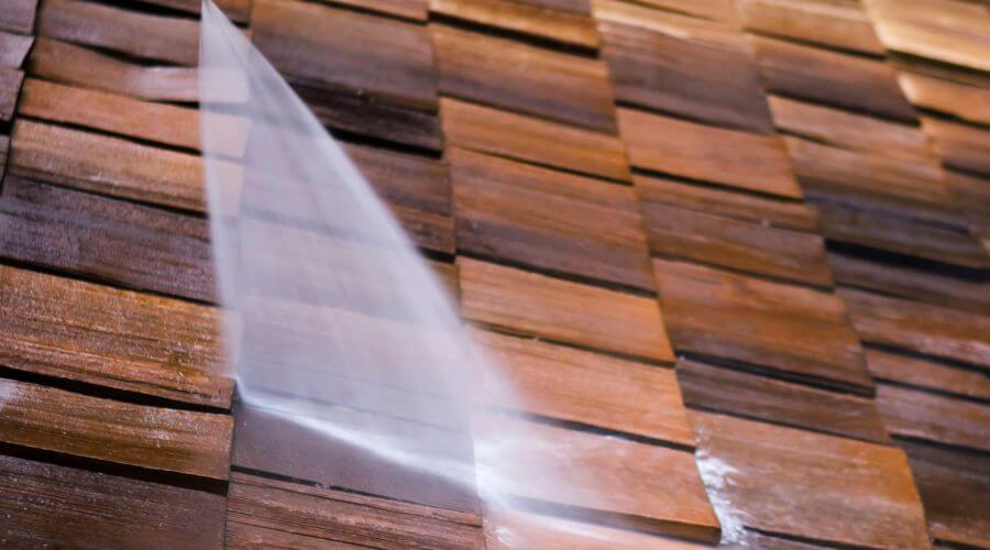 Professional gutter cleaning in Barnett, MO