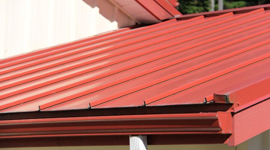 Professional gutter cleaning services in Barnett, MO